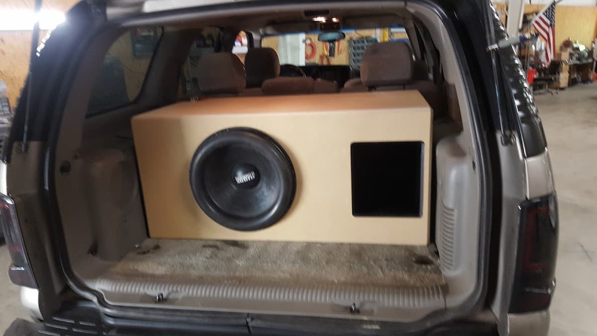 Dale's Car Audio car audio shop in Morganton, North Carolina photo 5