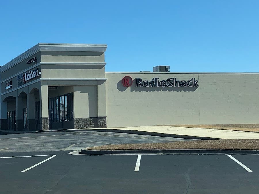 Helms Stereo Center/RadioShack Dealer image 3