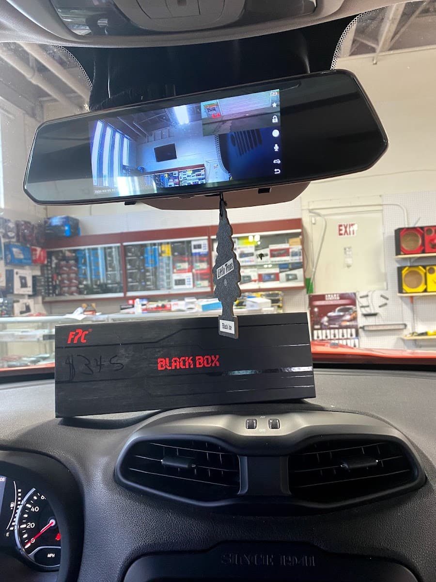 High class auto sound & security image 4