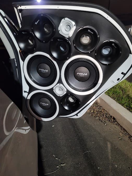 Triple Threat Customs car audio shop in Philadelphia, Pennsylvania photo 6