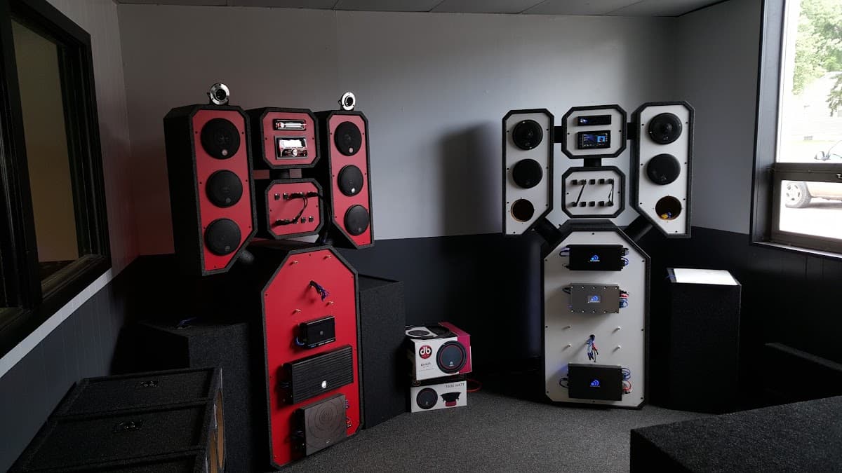 Heartland Audio car audio shop in Omaha, Nebraska photo 10