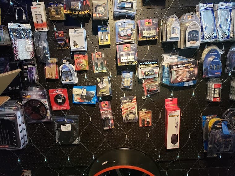 Rex Audio car audio shop in Flint, Michigan photo 9