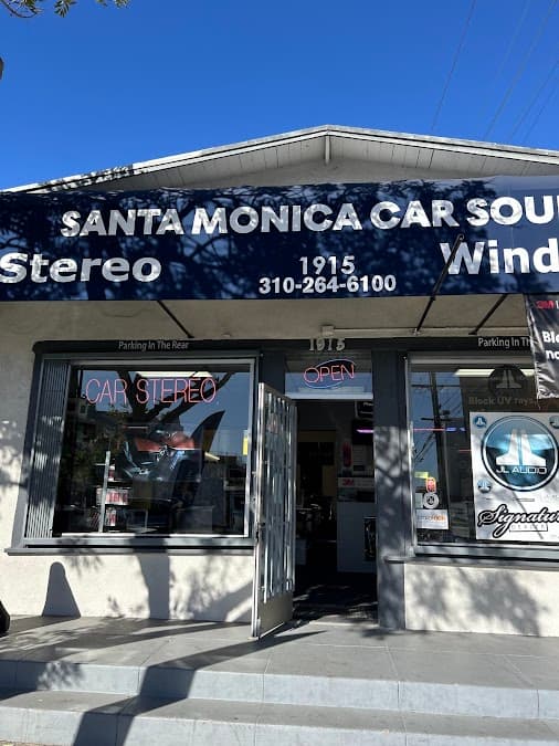 Santa Monica Car Sound & Window Tinting image 5