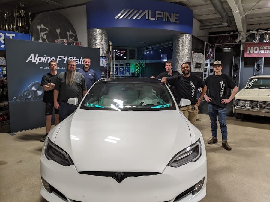 Metro Audio Dynamics car audio shop in Omaha, Nebraska photo 5