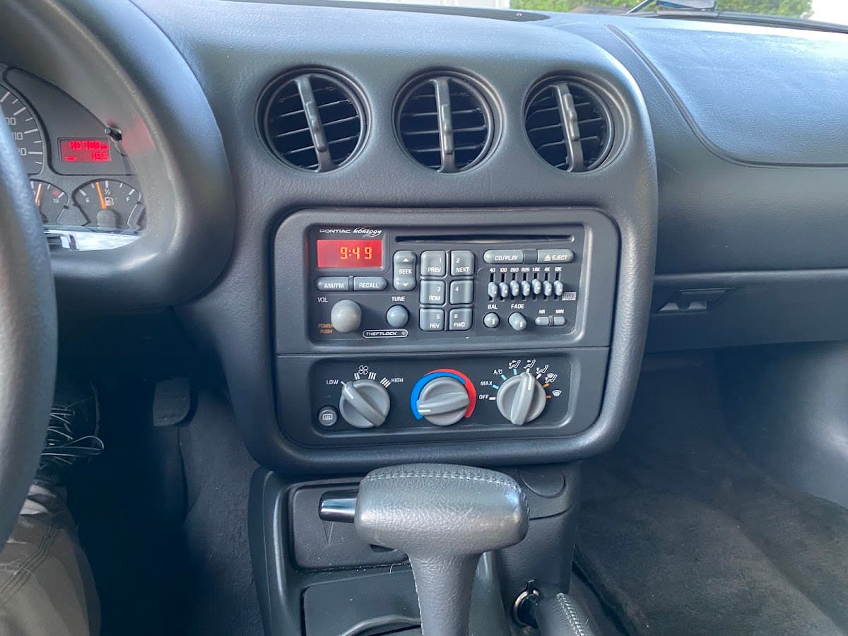 Next Level Audio & Accessories car audio shop in Cadillac, Michigan photo 4