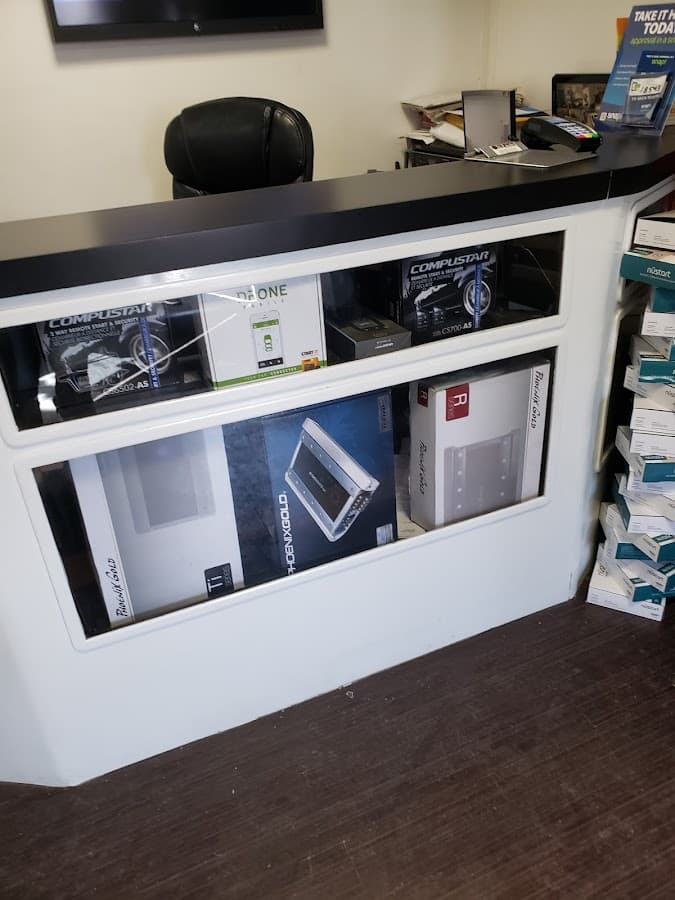 ON2AUDIO car audio shop in Salem, Massachusetts photo 8