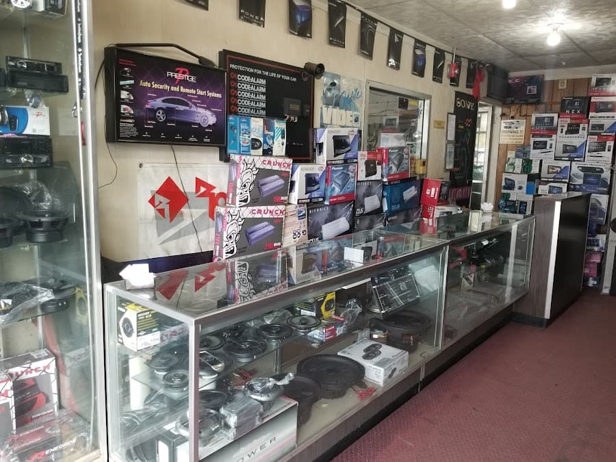 Lyons Car Radio Inc image 2