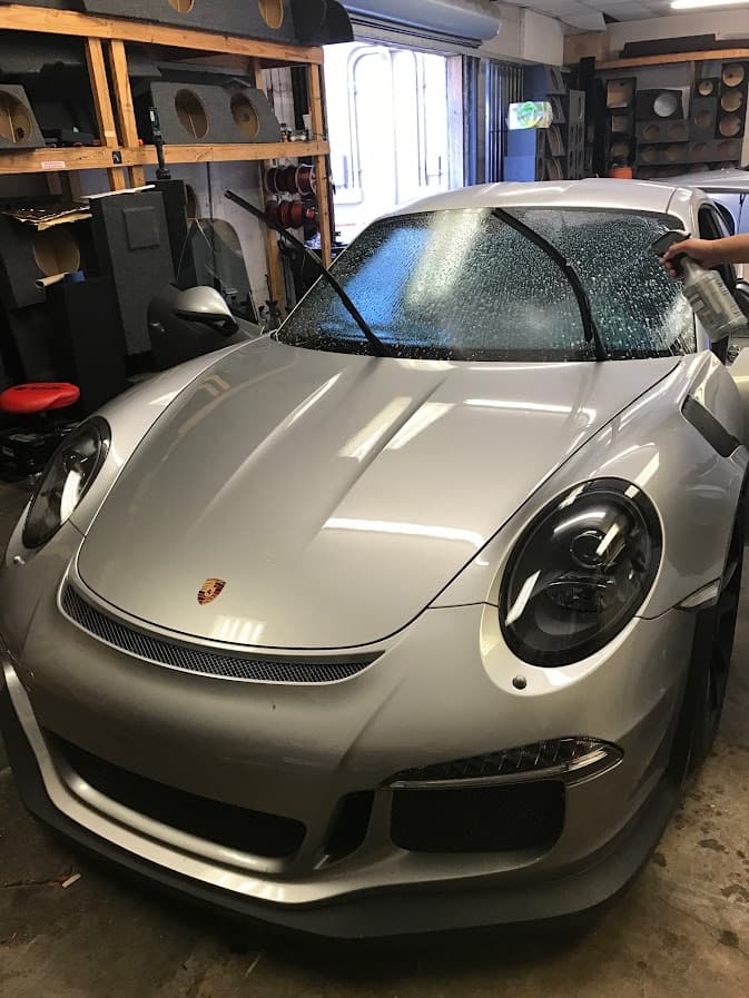 Car Stereo Outlet image 3