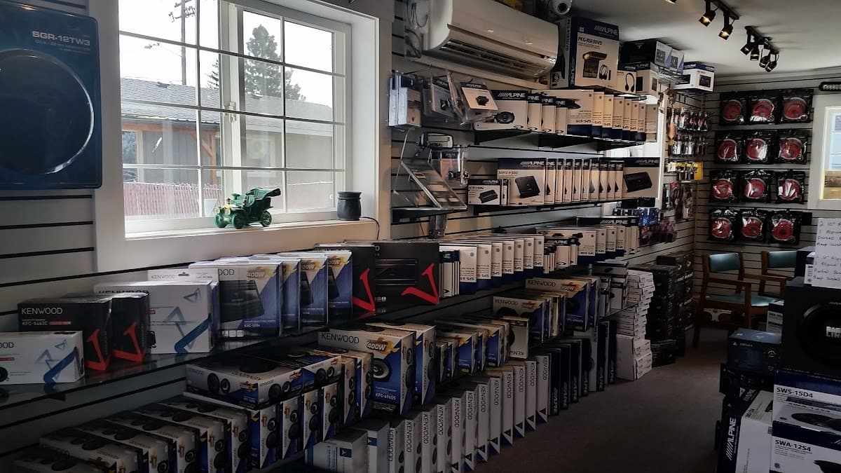 InTune car audio shop in Redmond, Oregon photo 9