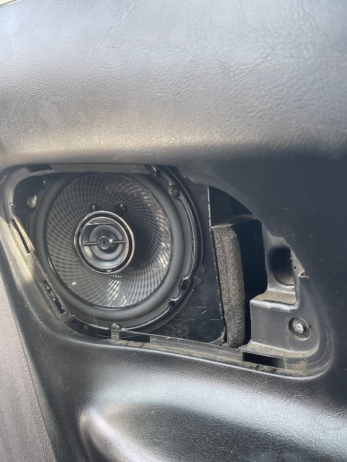 Jflow Custom Carstereo image 10