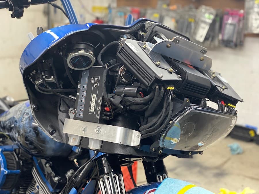 Car Audio Pittsburgh - Cazillia Audio car audio shop in Pittsburgh, Pennsylvania photo 6