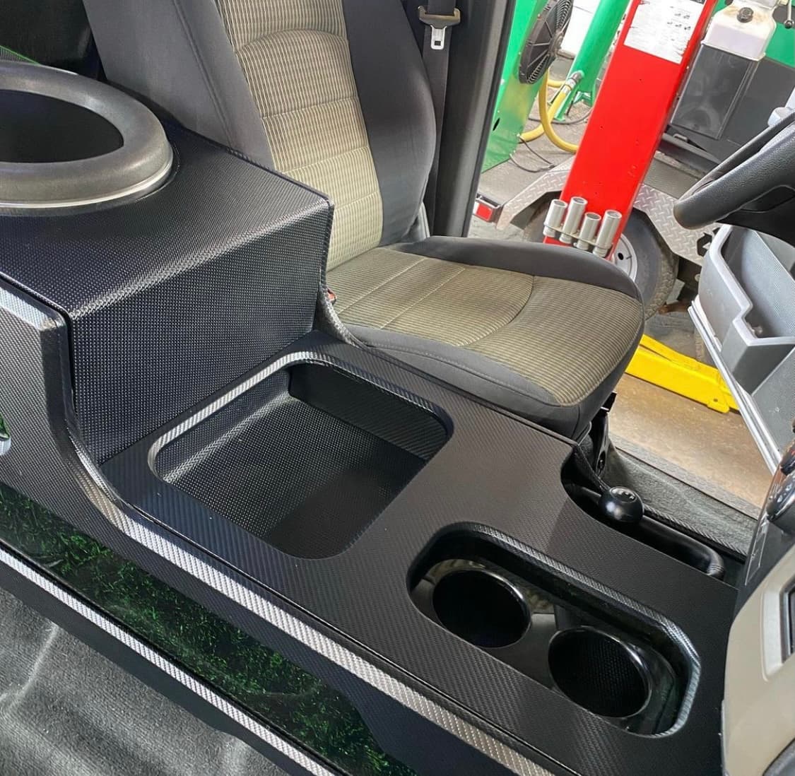 Underground Customs image 10