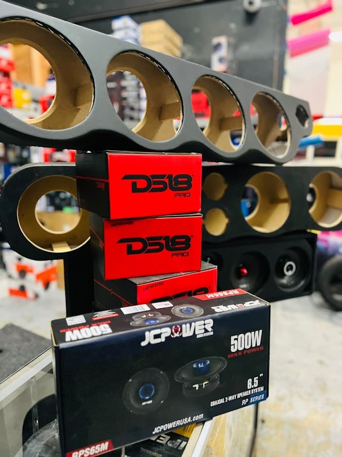 Kano The Installer Car Stereo shop & windows tint Installation image 5