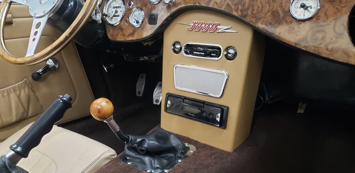 CUSTOM12 car audio shop in Hayden, Idaho photo 3