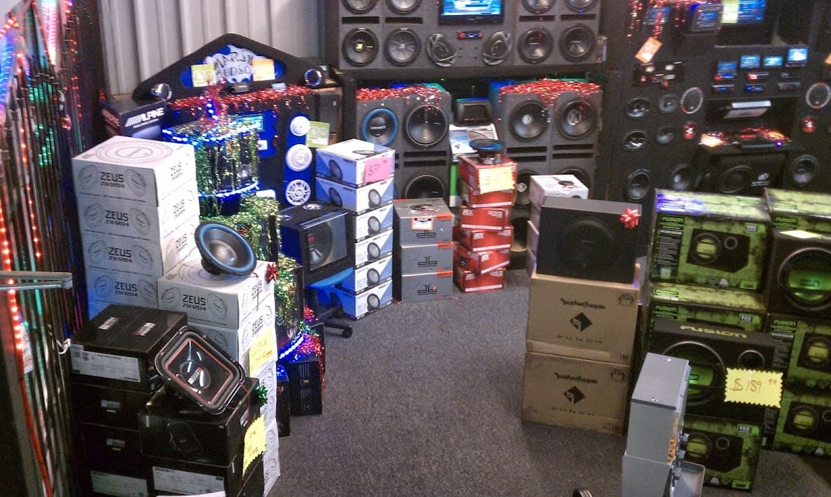 Electric Avenue car audio shop in Albuquerque, New Mexico photo 10