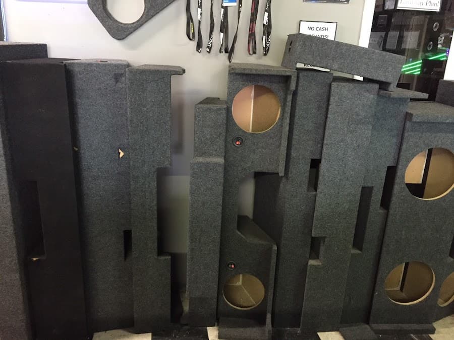 Star Audio car audio shop in Albuquerque, New Mexico photo 8