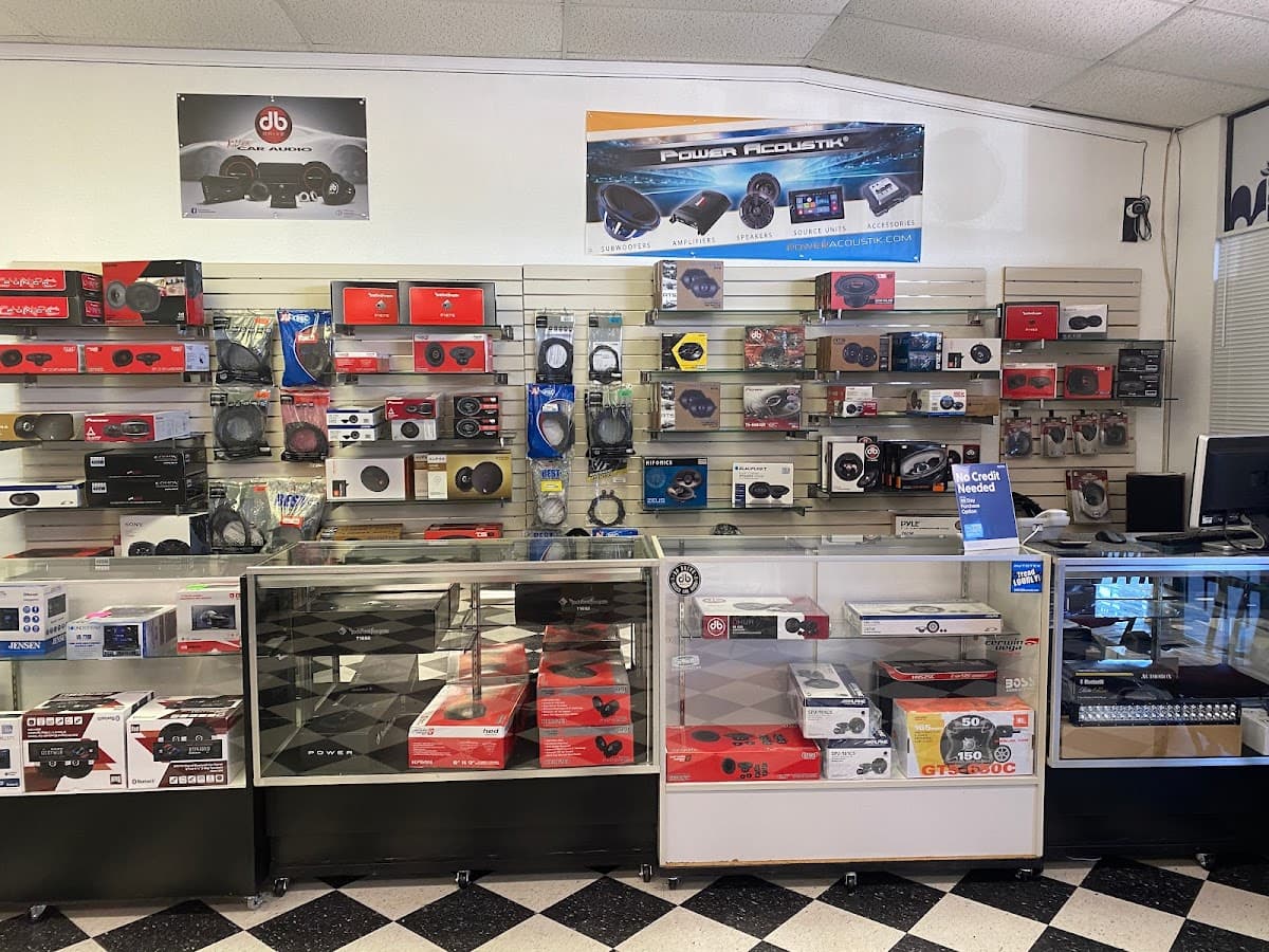 Stereos Unlimited image 2