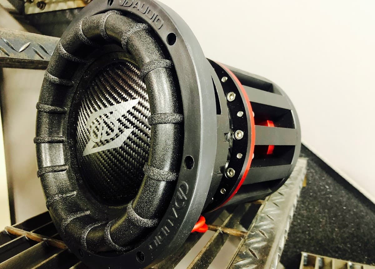 Sound Supply Car Audio car audio shop in Clinton Township, Michigan photo 8