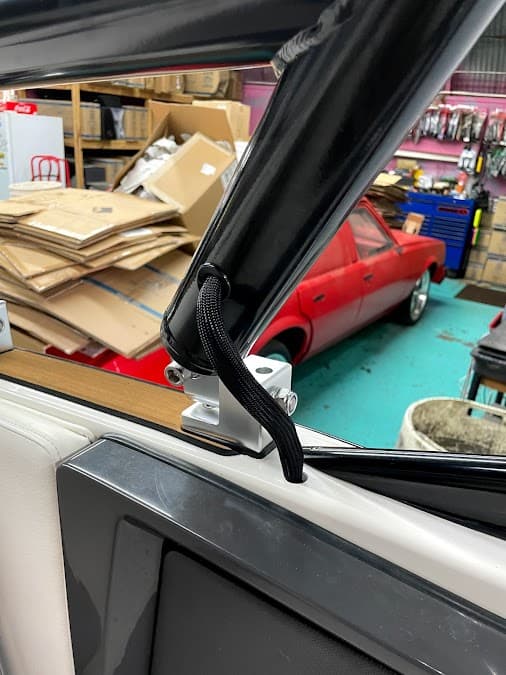 Crazy Ralph's Car Stereo image 10