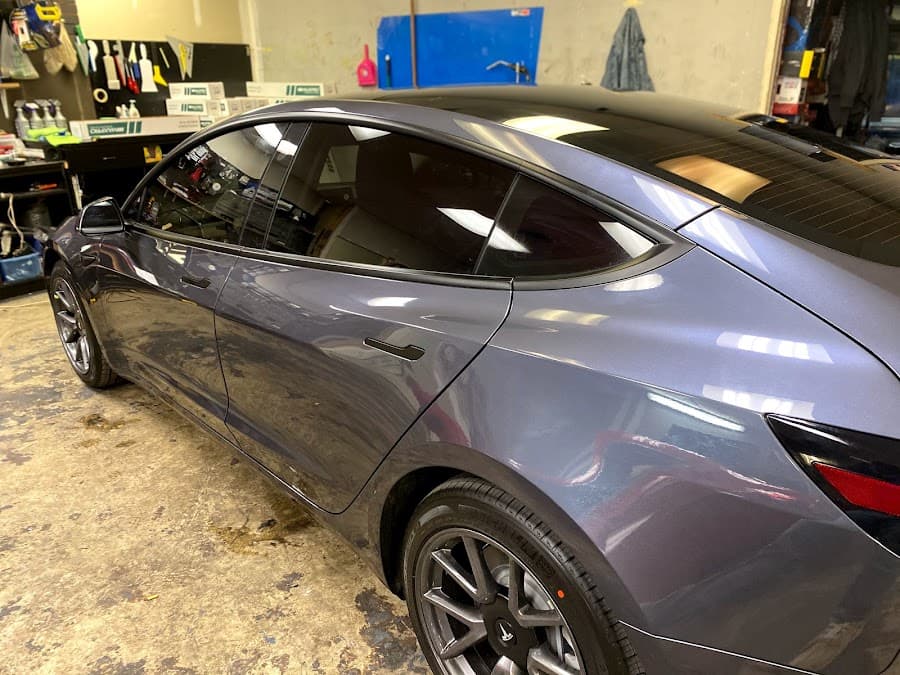 Mr. Stereo car audio shop in Raleigh, North Carolina photo 2