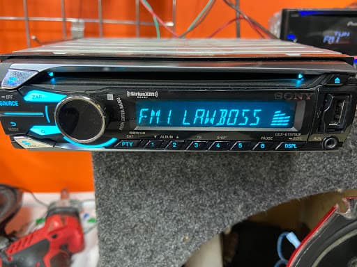 Kings Car Stereo & Alarms image 5