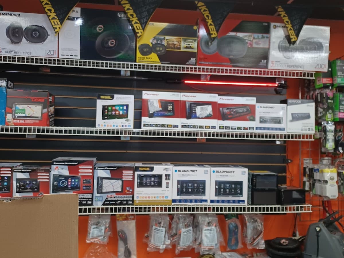 Kings Car Stereo & Alarms image 6