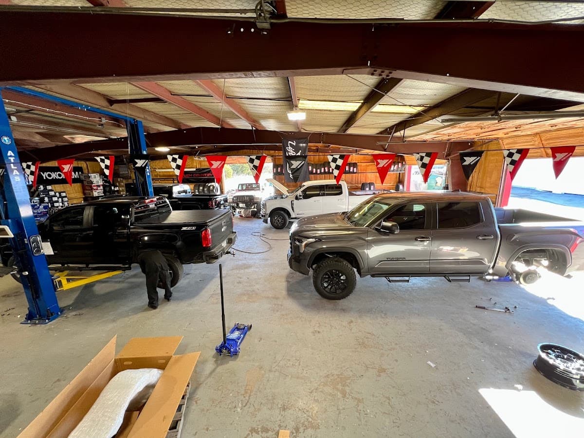 Lift Kingz Wheel & Tire image 5