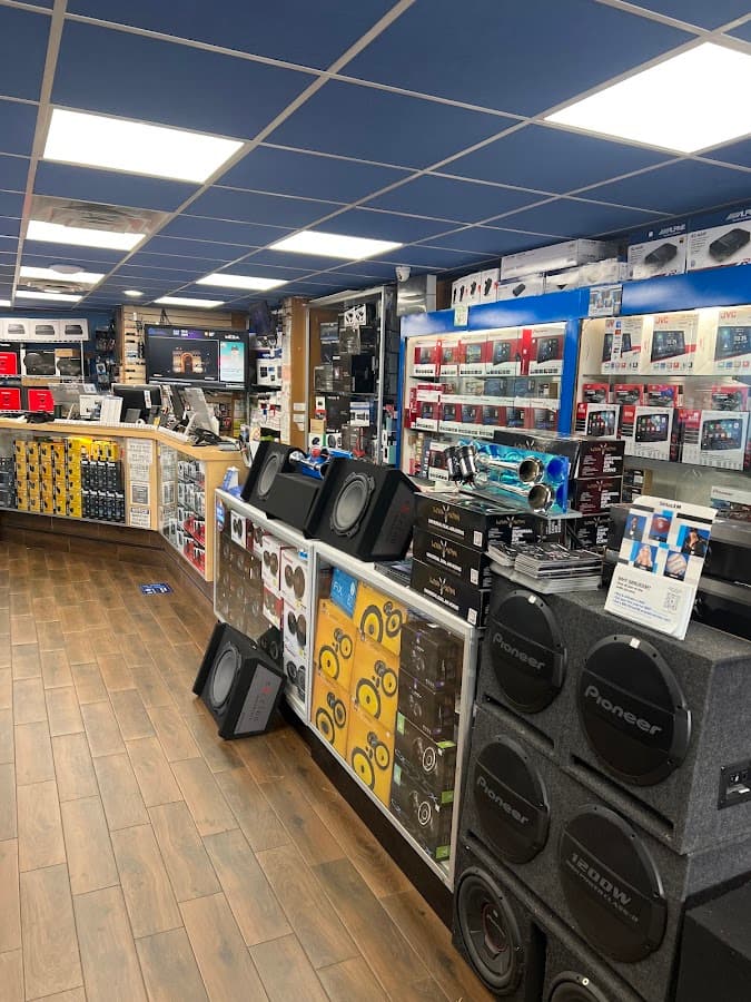 Brooklyn Car Audio image 9