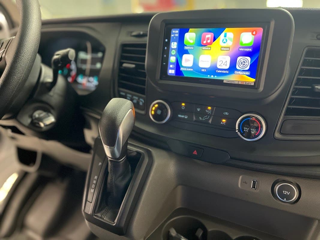 AUDIO SYSTEM image 6