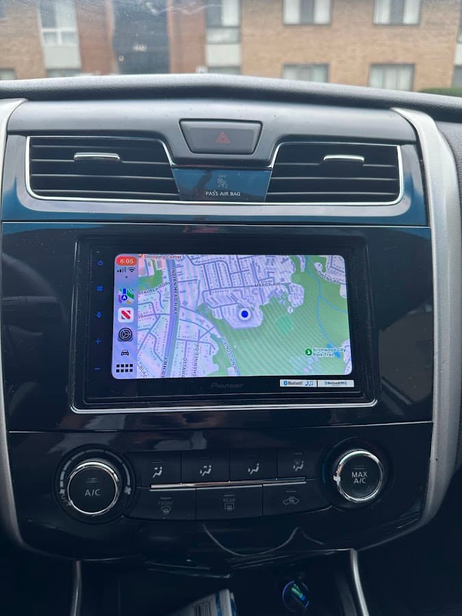 Discount Sounds and Security Inc car audio shop in Oxon Hill, Maryland photo 6