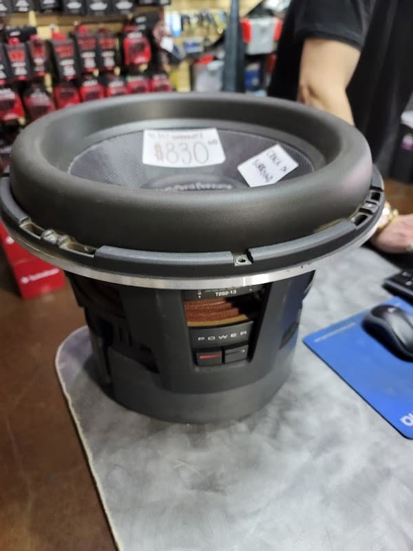 Stereo King car audio shop in Portland, Oregon photo 6