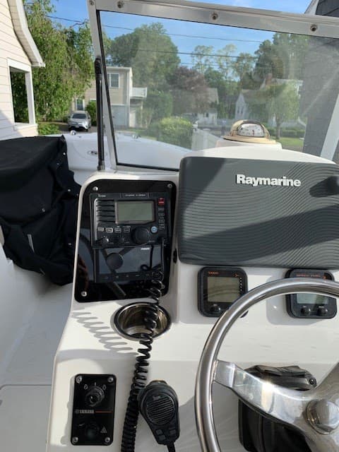 Spanking Clean Auto Sound and Security image 6