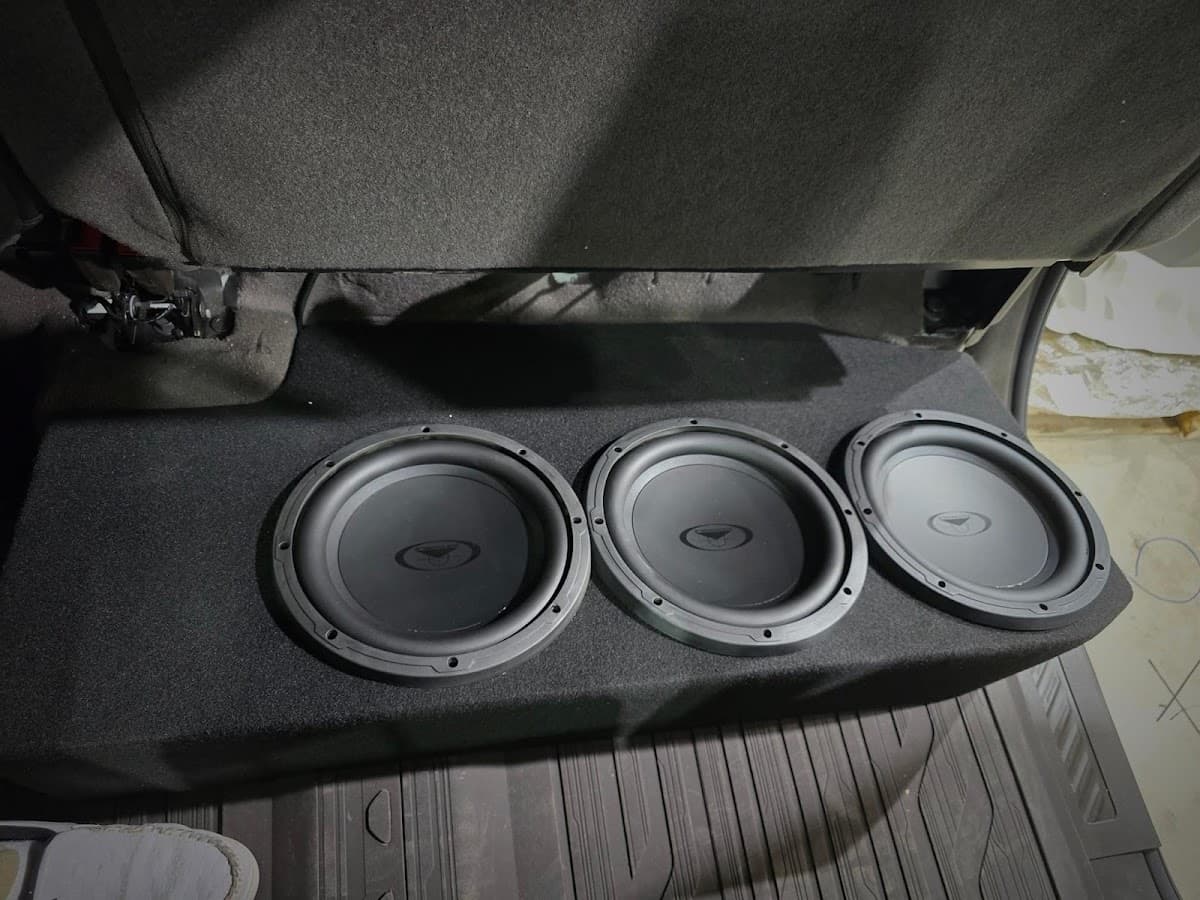 406 Custom Auto & Sound image 9