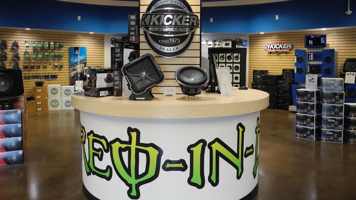 Stereo-in-Dash car audio shop in Miamisburg, Ohio photo 3