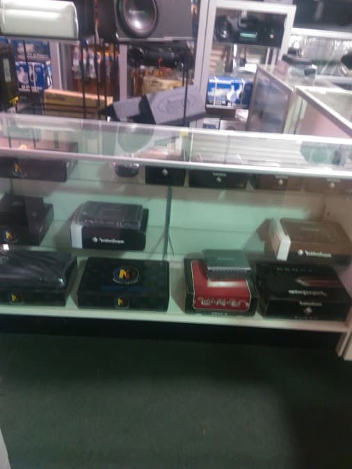 G Low's Audio Shop image 7