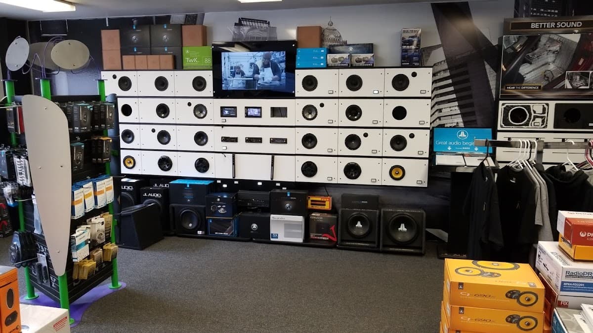 Tri M Tunes car audio shop in Mitchell, South Dakota photo 5
