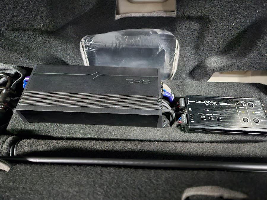 On The Go Audio car audio shop in Birdsboro, Pennsylvania photo 7