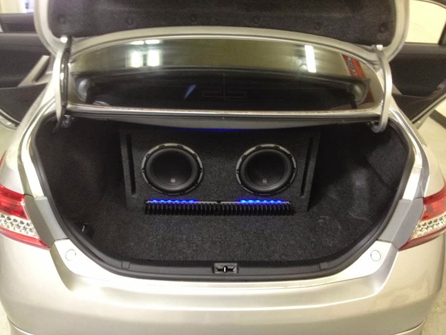 Quality Car Stereo image 6
