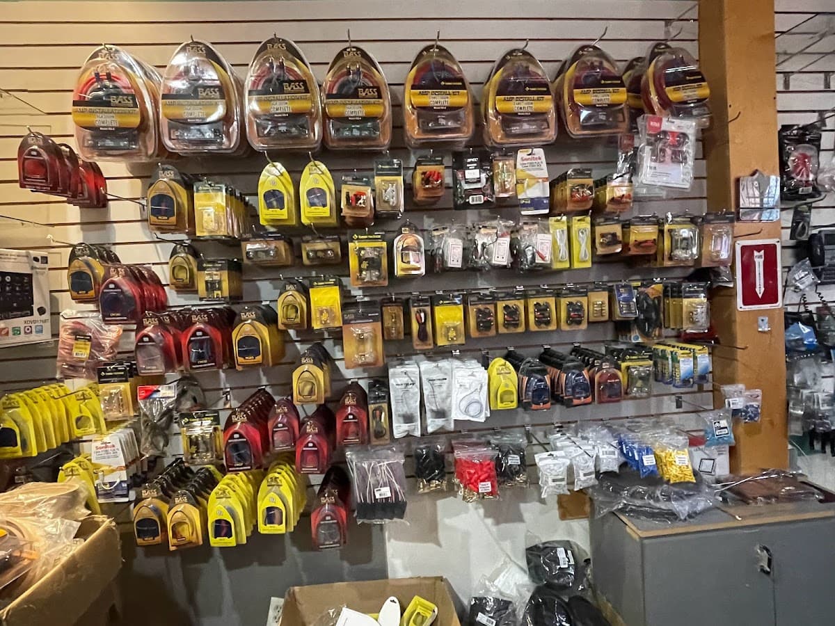 RJ Distributing car audio shop in Philadelphia, Pennsylvania photo 8