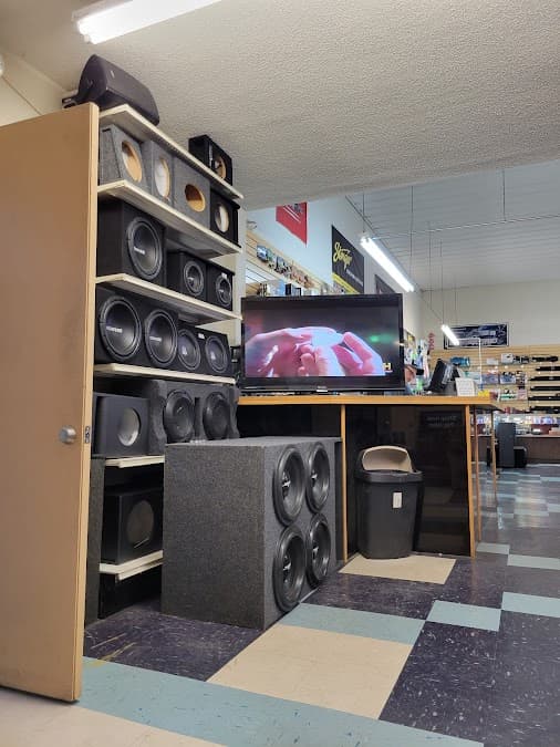 Audio Kingdom Inc car audio shop in Paducah, Kentucky photo 7
