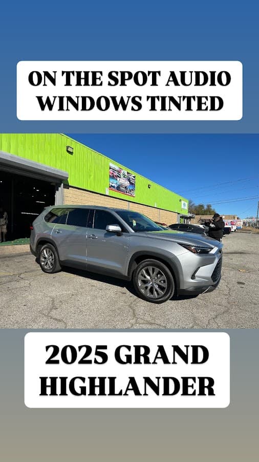 ON THE SPOT CAR AUDIO & WINDOW TINT & ALARM & REMOTE START/ VEHICLE VINYL WRAP car audio shop in Pennsauken Township, New Jersey photo 9