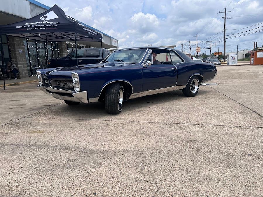 S&M Car Audio image 8