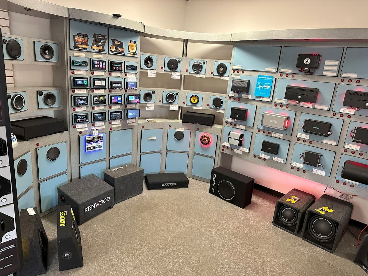 Freeman's Car Stereo car audio shop in Charlotte, North Carolina photo 7
