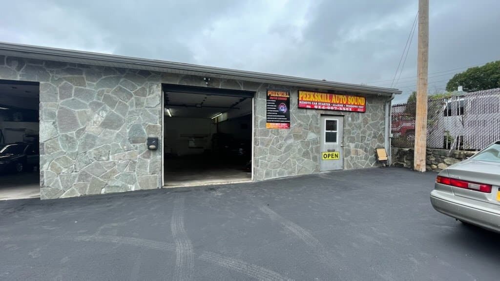 Peekskill Auto Sound image 3