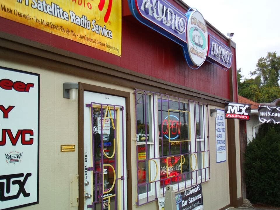 Audio Depot - Car Audio & Alarm car audio shop in Mount Holly, New Jersey photo 5