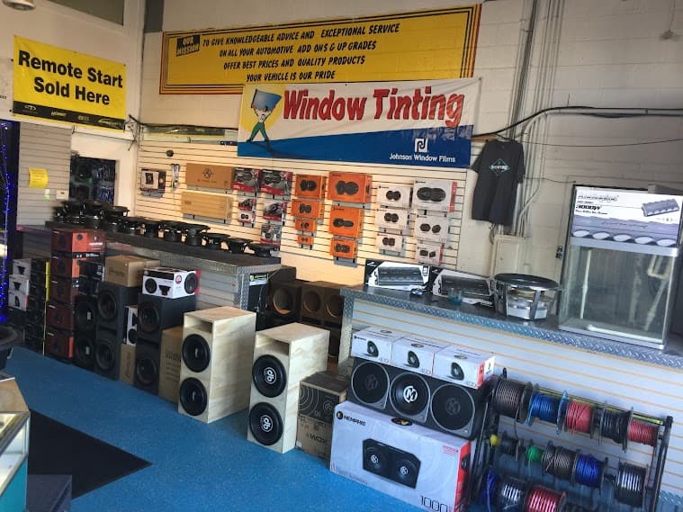 Rex Audio car audio shop in Flint, Michigan photo 4