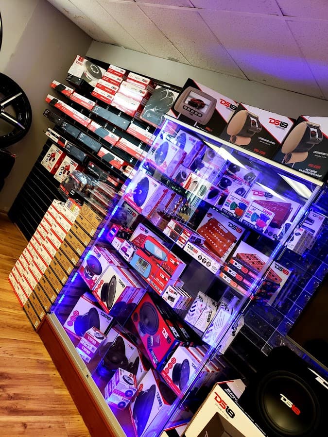 SMS Car Audio - Simple Mobile Solutions image 10