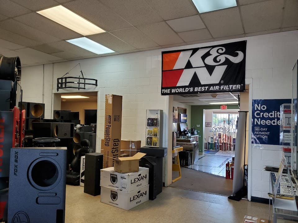 KING KONG CUSTOMS car audio shop in Albuquerque, New Mexico photo 9