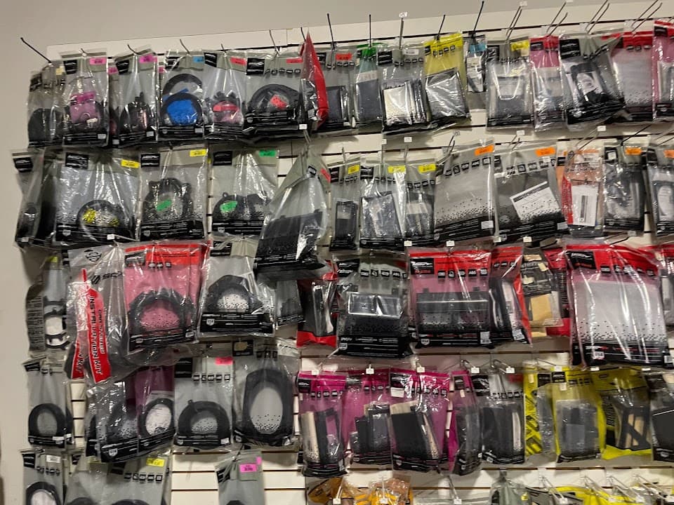 SKK Accessories & Car Audio image 9