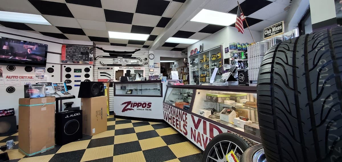 Zippo's Mobile Electronics car audio shop in Belleville, New Jersey photo 2